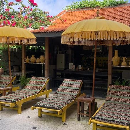 Sunflower Stay And Surf Canggu  Luaran gambar